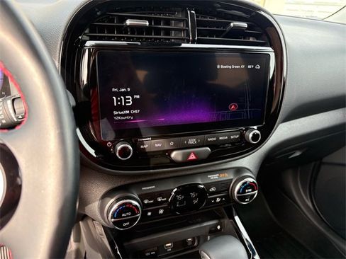 Used 2025 Kia Soul GT-Line image 11