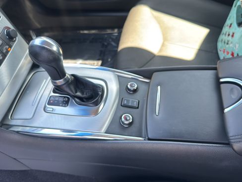 Used 2015 INFINITI Q60 AWD Coupe w/ Premium Package image 26