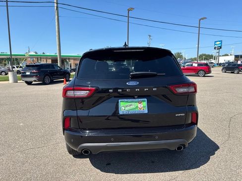 Used 2024 Ford Escape ST-Line Select w/ Tech Pack #1 AWD/4WD image 4