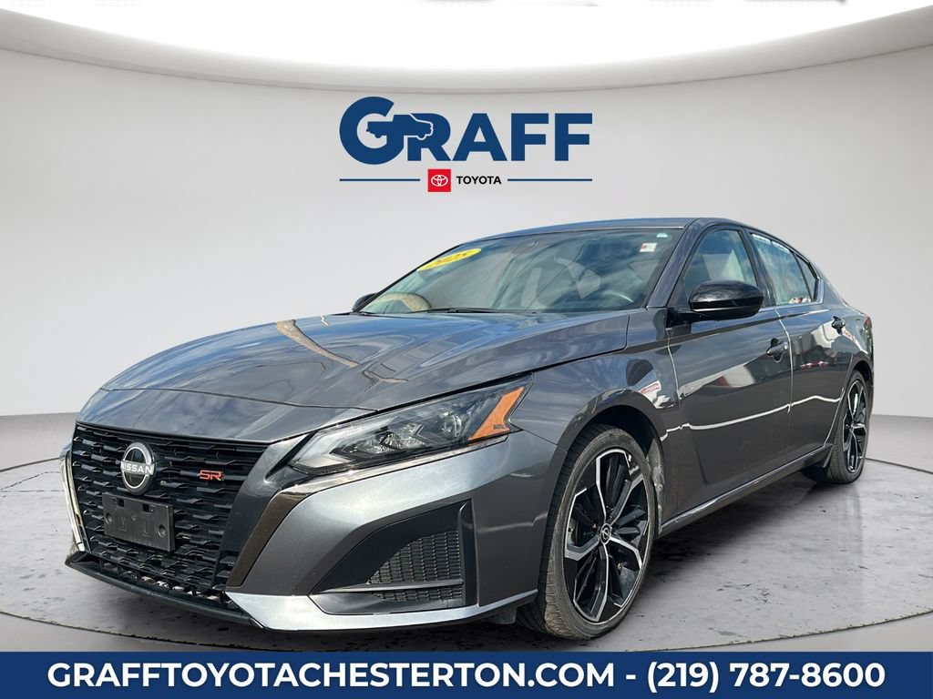 Used 2025 Nissan Altima 2.5 SR FWD image 1