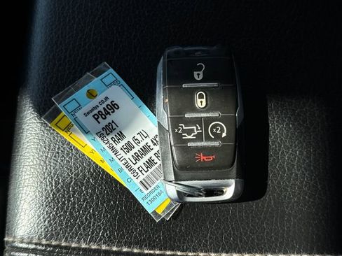 Used 2021 RAM 1500 Laramie image 17