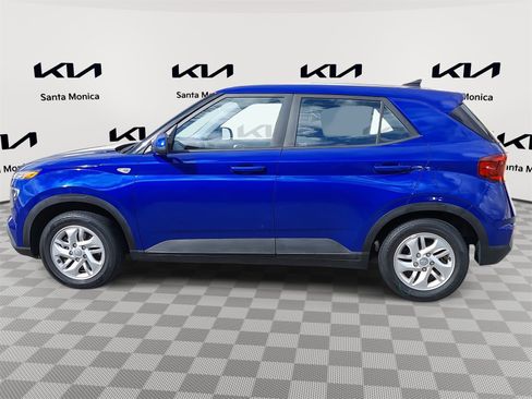 Used 2022 Hyundai Venue SE image 8