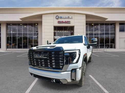 Certified 2024 GMC Sierra 2500 Denali Ultimate w/ Max Trailering Package AWD/4WD image 5