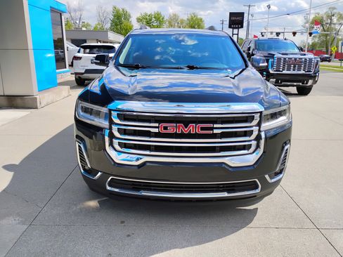 Used 2023 GMC Acadia SLT w/ LPO, Floor Liner Package FWD image 29