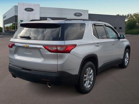 Used 2019 Chevrolet Traverse LT image 11