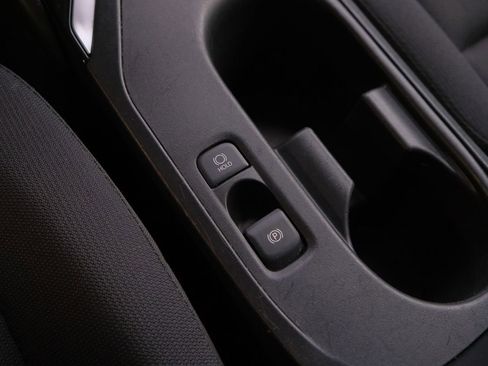 Used 2023 Toyota Corolla LE image 23