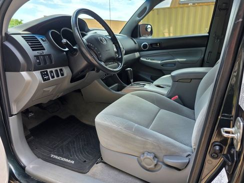 Used 2010 Toyota Tacoma 4x4 Access Cab V6 image 13