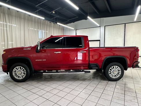 Certified 2022 Chevrolet Silverado 2500 High Country w/ Safety Package II image 13