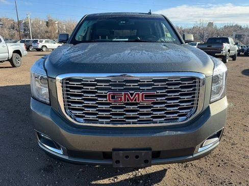 Used 2018 GMC Yukon Denali image 8