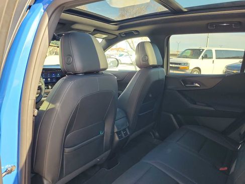 Used 2025 Chevrolet Equinox RS w/ Safety and Technology Package image 16