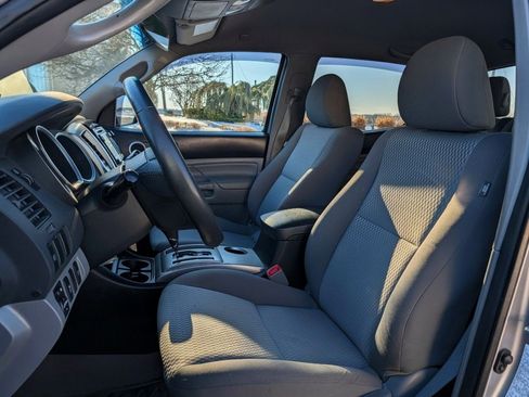 Used 2014 Toyota Tacoma 4x4 Double Cab image 14