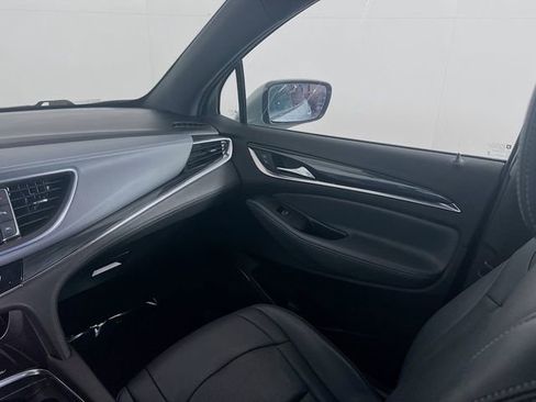 Used 2023 Buick Enclave Essence FWD image 23