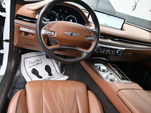 Used 2023 Genesis G80 image 10