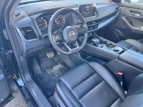 Certified 2023 Nissan Rogue SV w/ SV Premium Package image 11