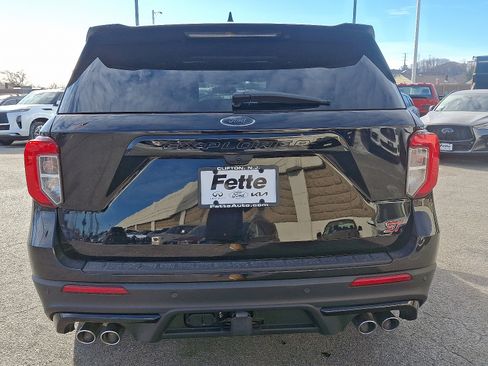 Certified 2022 Ford Explorer ST w/ Equipment Group 401A image 5