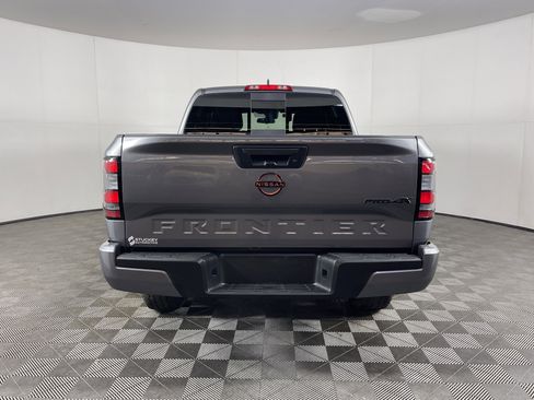 Used 2024 Nissan Frontier PRO-4X w/ Off-Road Protection Package image 4