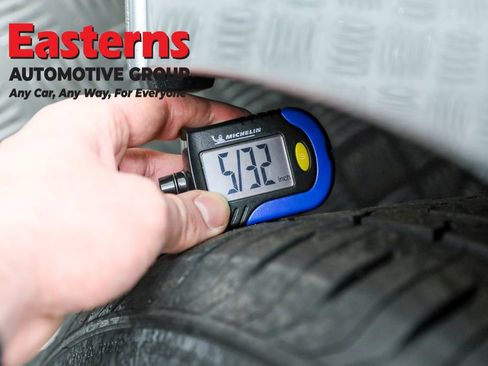 Used 2024 Chevrolet Malibu LT image 27