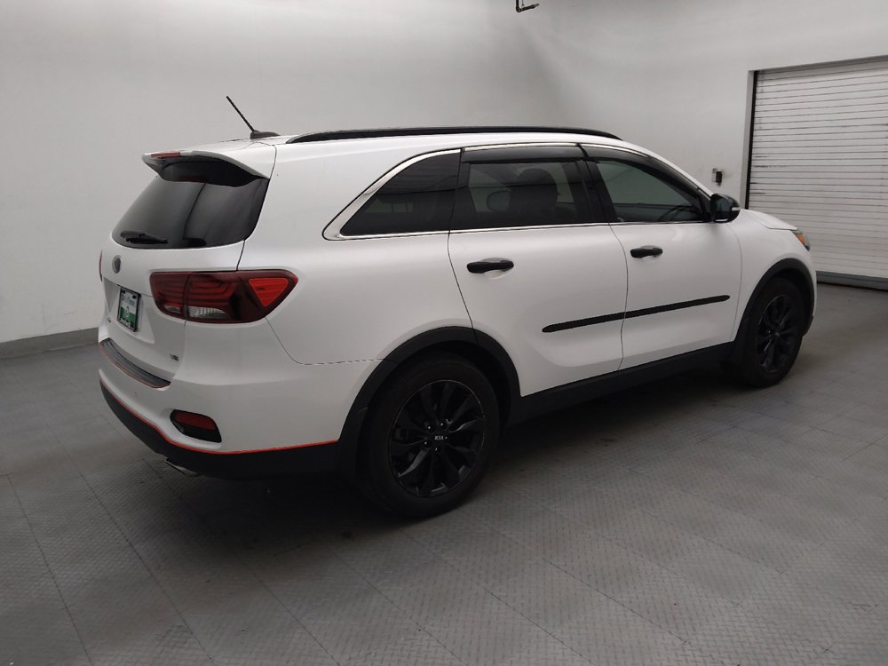 Used 2019 Kia Sorento S FWD image 10