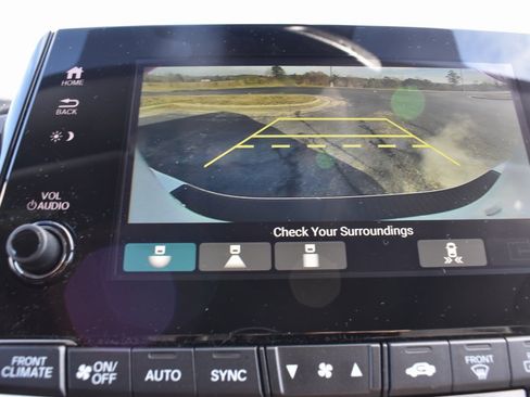 Used 2024 Honda Odyssey Elite image 17