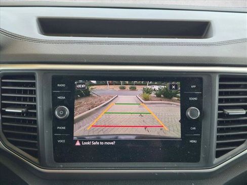 Used 2021 Volkswagen Atlas SE FWD image 13