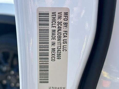 New 2026 Jeep Compass Latitude AWD/4WD image 33
