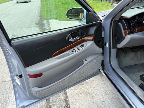 Used 2004 Buick Le Sabre Custom image 13
