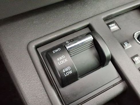 Used 2009 Jeep Liberty Sport w/ Popular Equipment Group AWD/4WD image 27