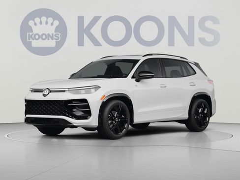 Used 2024 Volkswagen Tiguan SE R-Line FWD image 1