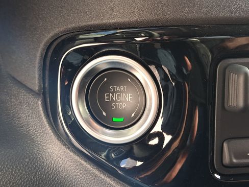 New 2025 GMC Sierra 1500 Elevation w/ LPO, Elevation Black Package image 30