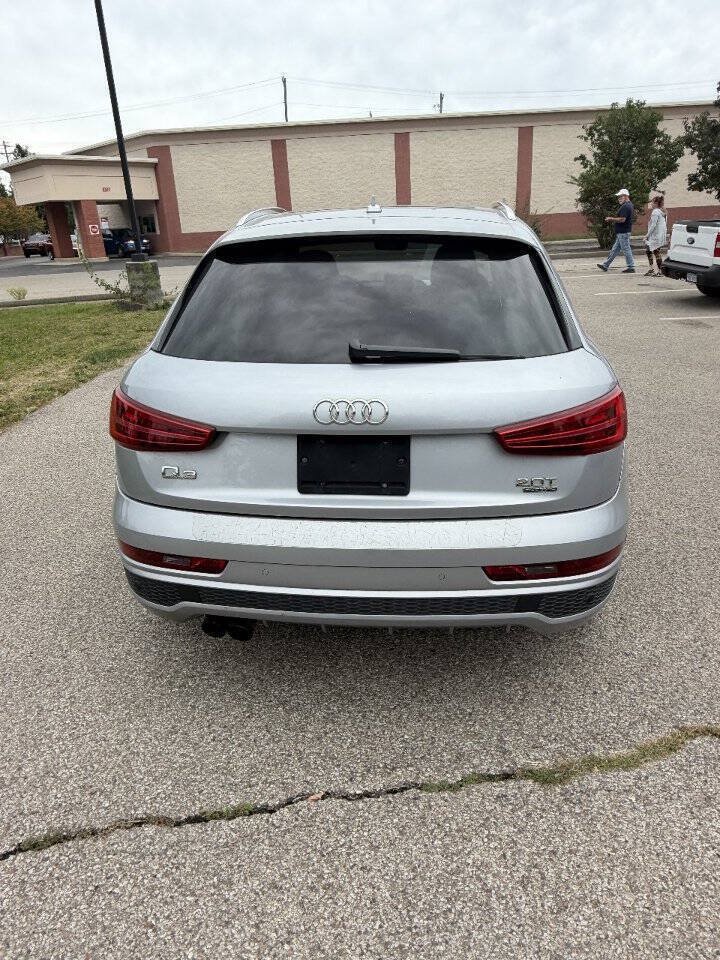 Used 2017 Audi Q3 2.0T Prestige w/ Prestige Package AWD/4WD image 3