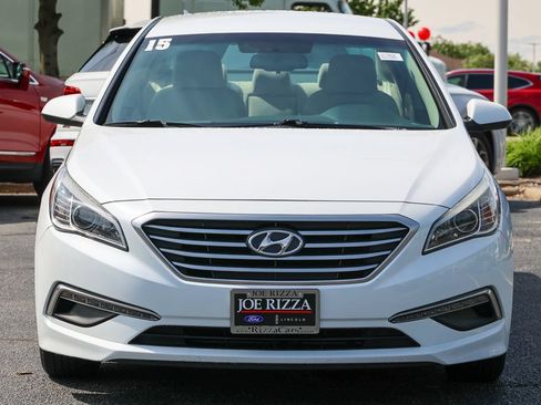 Used 2015 Hyundai Sonata SE w/ Option Group 09 FWD image 22