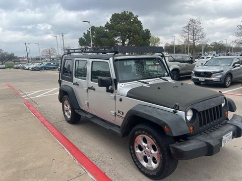 Used 2008 Jeep Wrangler X image 3