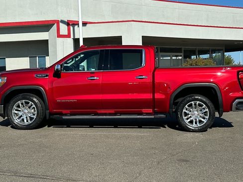 Used 2019 GMC Sierra 1500 SLT w/ SLT Premium Plus Package AWD/4WD image 9