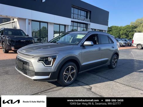 New 2026 Kia Niro LX FWD image 1