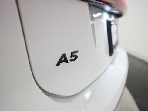 Used 2025 Audi A5 2.0T Premium Plus w/ Premium Plus image 37