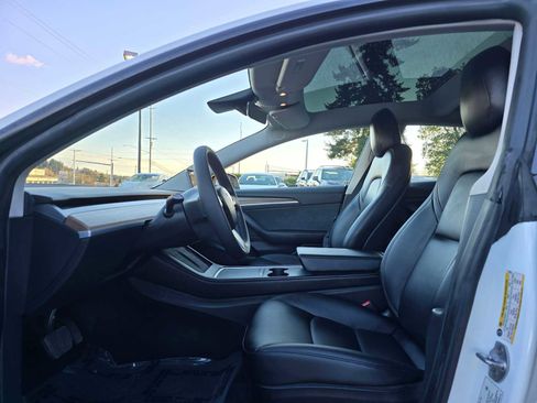 Used 2023 Tesla Model 3 Standard Range image 20