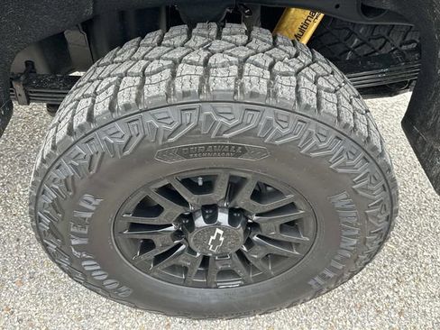 New 2026 Chevrolet Silverado 2500 ZR2 w/ LPO, Dark Essentials Package AWD/4WD image 20