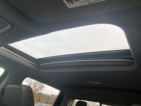 Used 2022 Chevrolet Silverado 1500 RST w/ All Star Edition Plus image 9