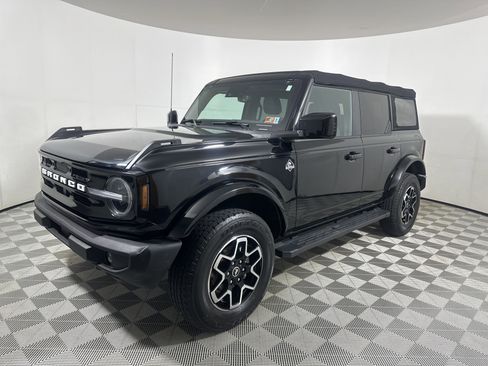 Certified 2022 Ford Bronco Outer Banks image 3