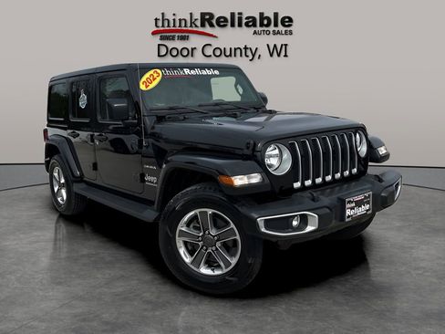 Used 2023 Jeep Wrangler Unlimited Sahara w/ Cold Weather Group AWD/4WD image 8