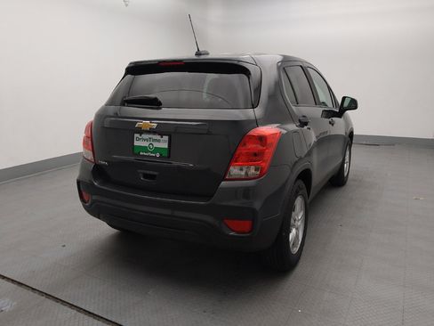 Used 2020 Chevrolet Trax LS w/ Tint and Cruise Package image 7