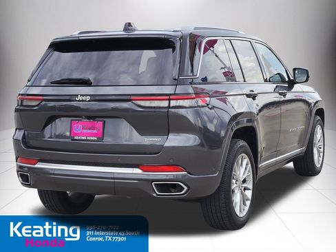 Used 2022 Jeep Grand Cherokee Summit w/ Trailer Tow Prep Group (B) RWD image 5