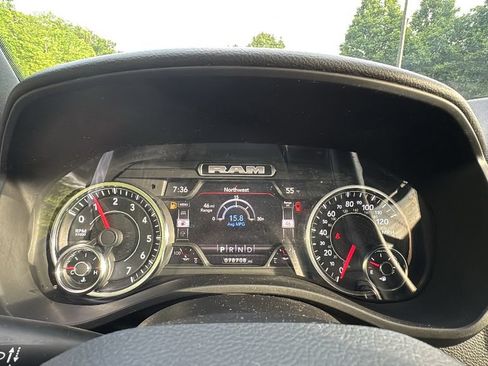 Used 2023 RAM 1500 Big Horn AWD/4WD image 18