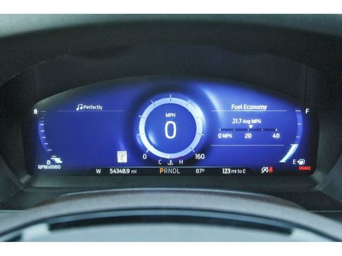 Used 2023 Ford Explorer King Ranch w/ Technology Package RWD image 16