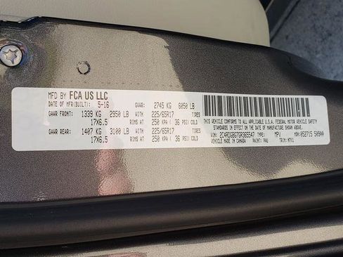 Used 2016 Dodge Grand Caravan SE image 25