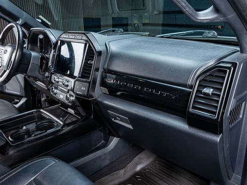 Used 2022 Ford F250 Lariat w/ Lariat Ultimate Package image 18