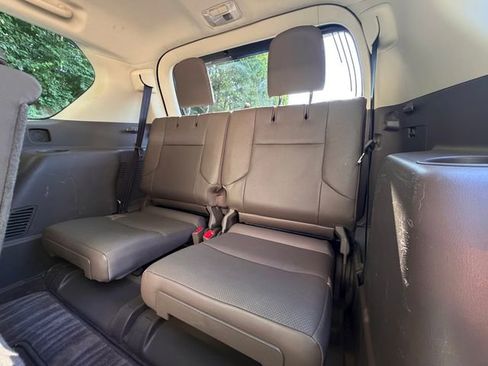 Used 2018 Lexus GX 460 Premium w/ Premium Package AWD/4WD image 42