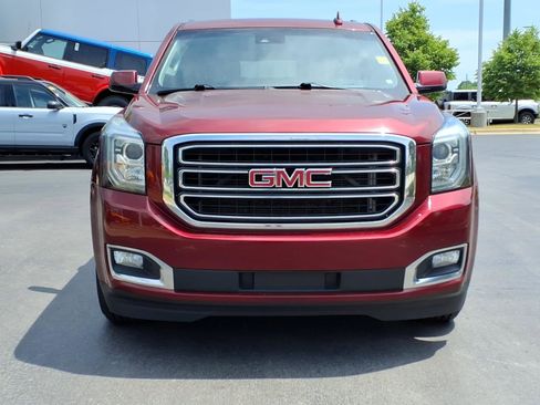 Used 2016 GMC Yukon XL SLT AWD/4WD image 2