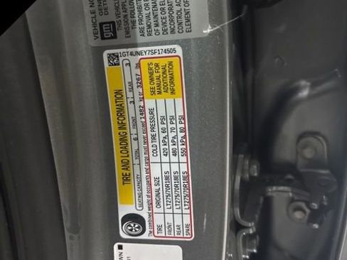 Certified 2025 GMC Sierra 2500 SLT image 41