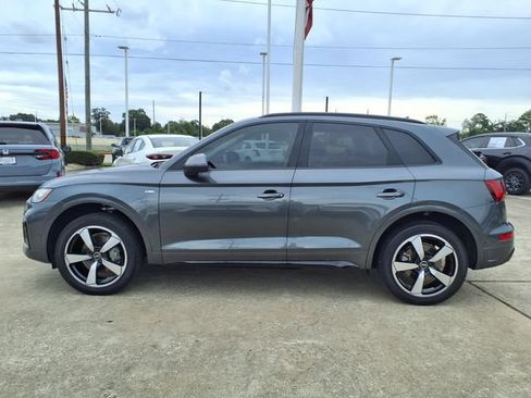 Used 2023 Audi Q5 2.0T Prestige w/ Prestige Package AWD/4WD image 9